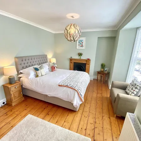 Spacious, Seaside, Victorian 
