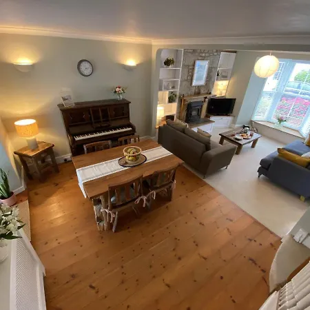 Spacious, Seaside, Victorian 