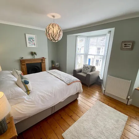 Spacious, Seaside, Victorian 